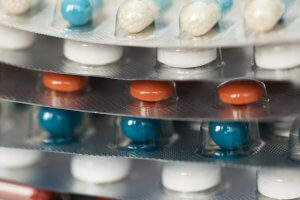 ボルタレンゲル1 とボルタレン錠25ｍｇ ボルタレンテープとの等価比較 おじさん薬剤師の日記