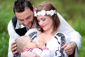 Breast-feeding-CRAVIT