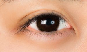 Mucosta-ophthalmic-suspension-contact-lens